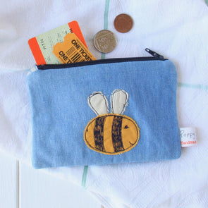 bee embroidered medium coin purse