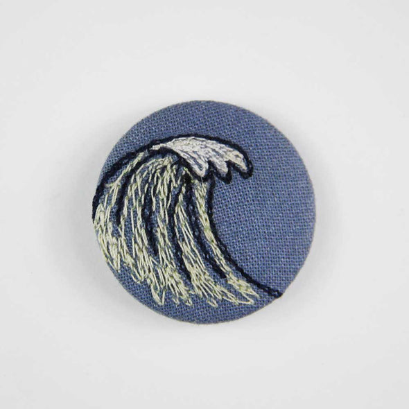 wave - pretty badge