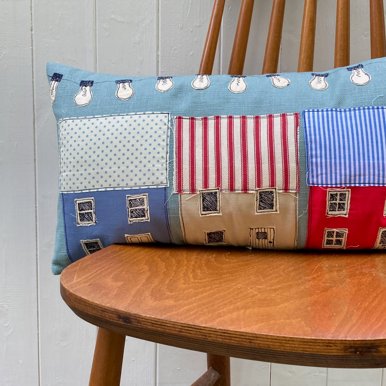 Christmas lights long cushion cover - freehand embroidery project