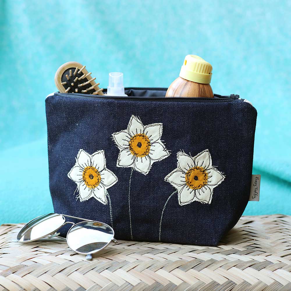 Spring daffodils - embroidered make up bag