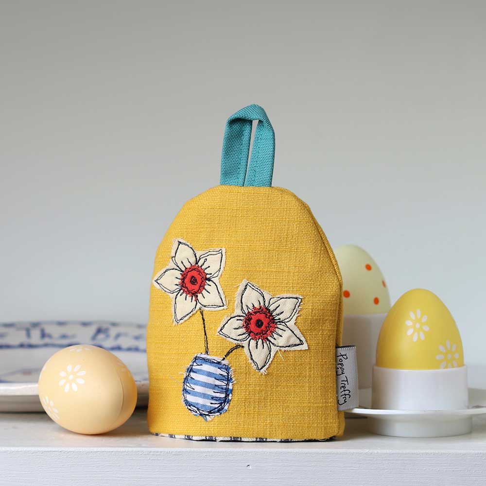 spring daffodils - egg cosy