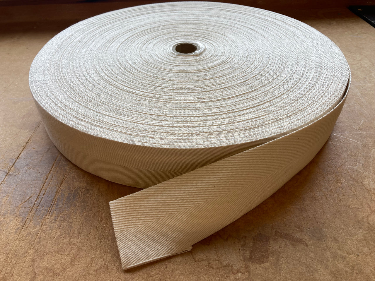 Natural herringbone webbing