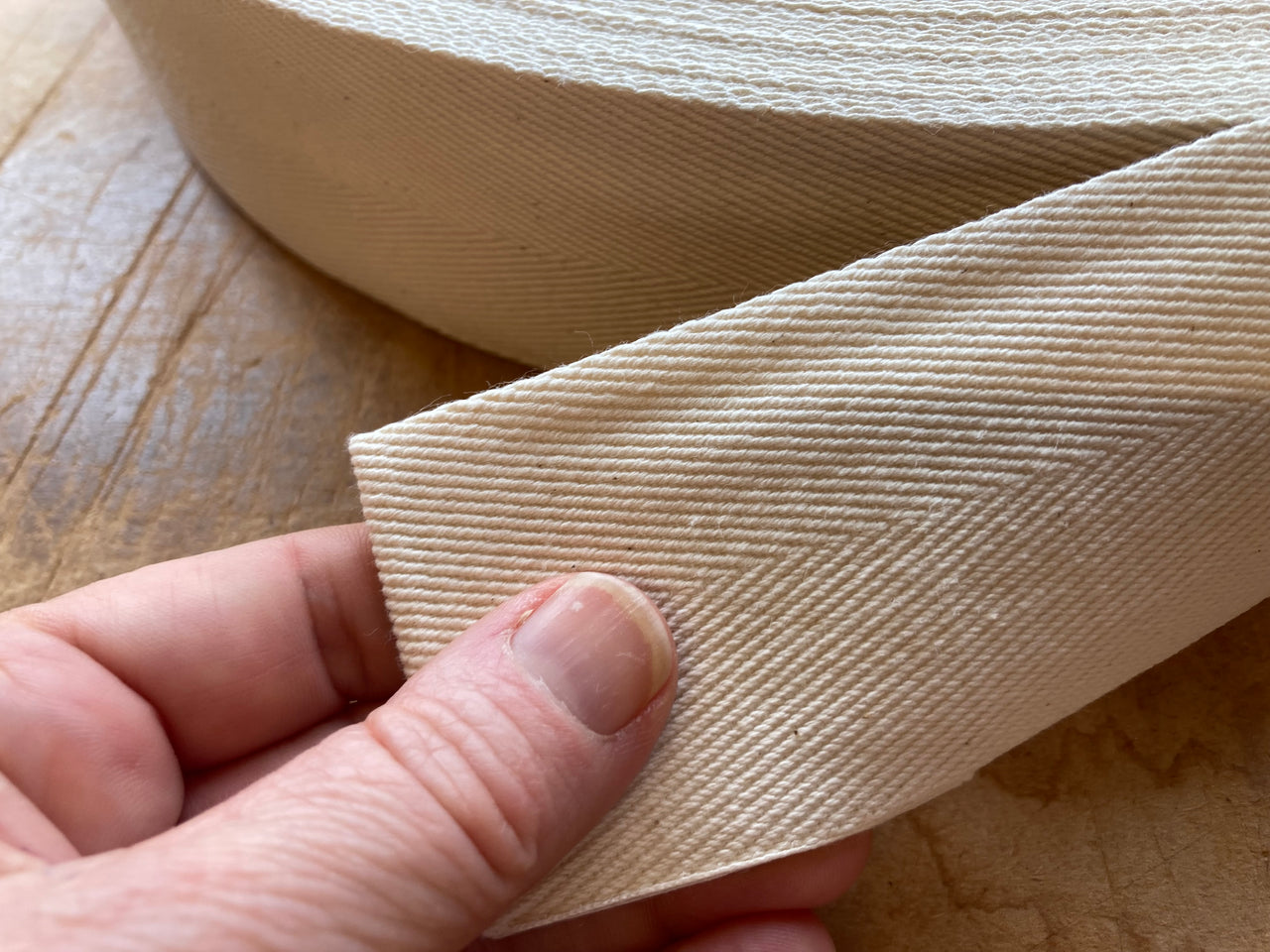Natural herringbone webbing