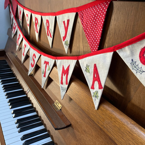 Merry Christmas bunting - freehand embroidery project