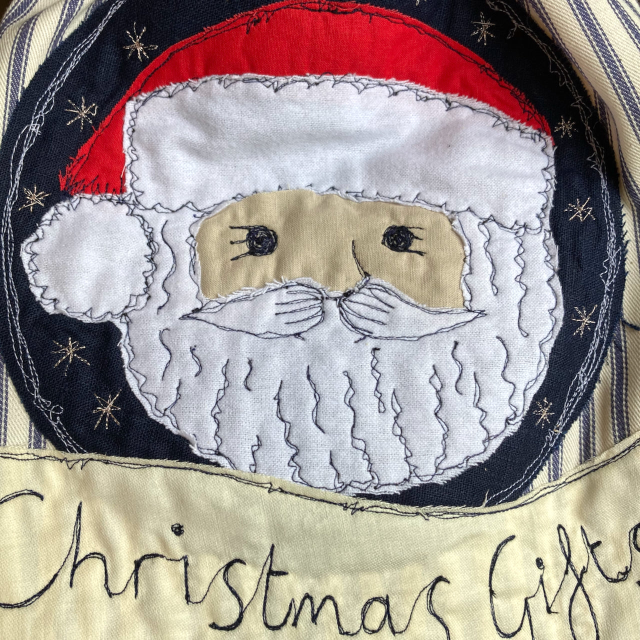 Jolly Santa sack - freehand embroidery project