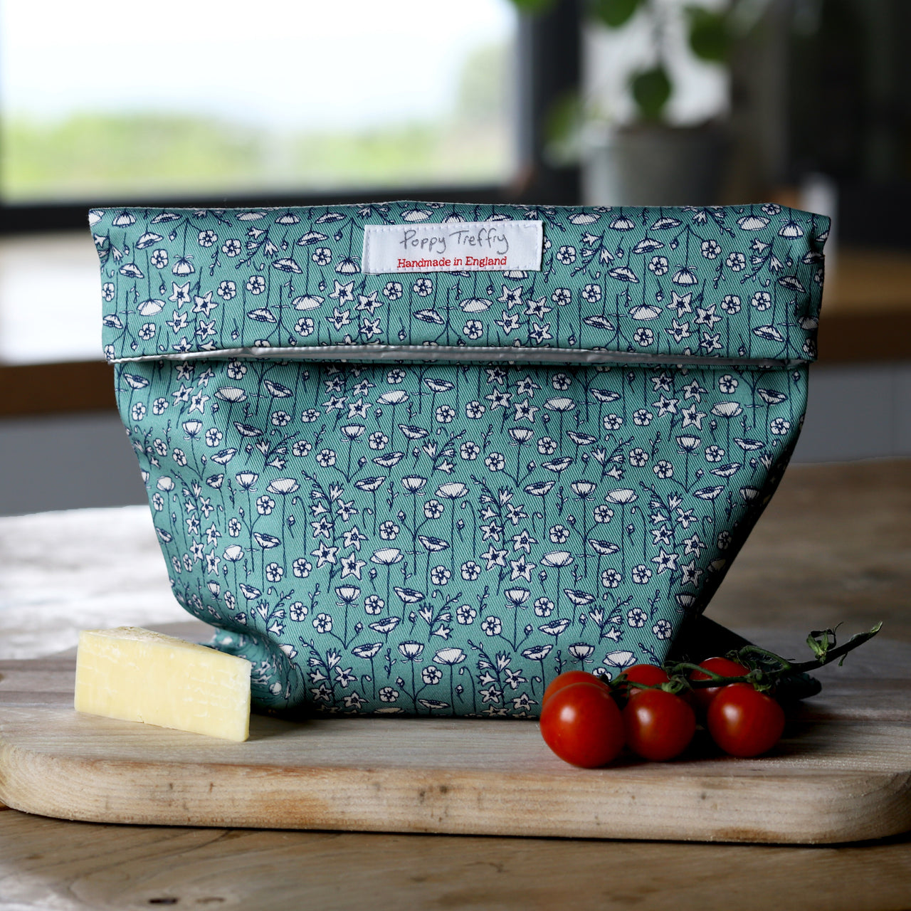 meadow flowers lunchbag