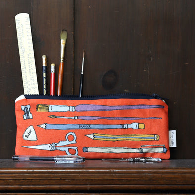 Arty pouch