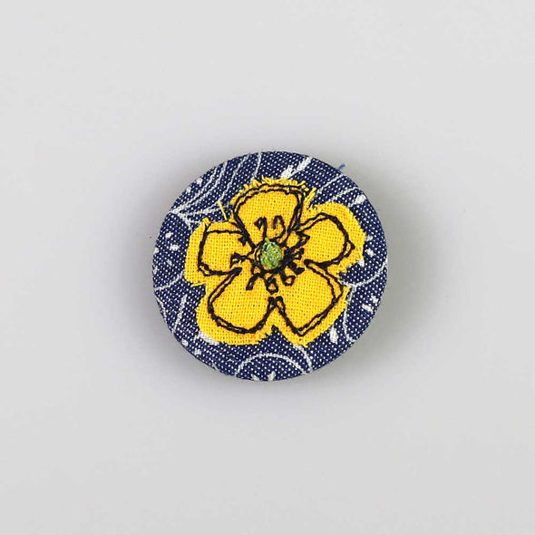 buttercup - pretty badge