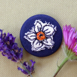 daffodil pretty badge