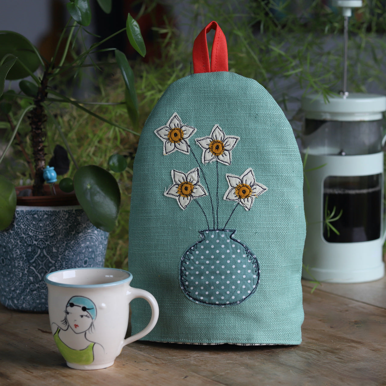 daffodils small coffee cosy