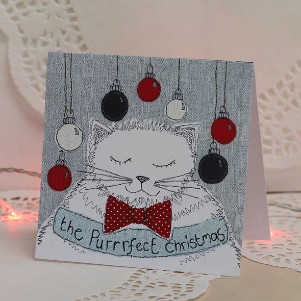 pack of 5 Christmas cards in the purrrrrfect Christmas design