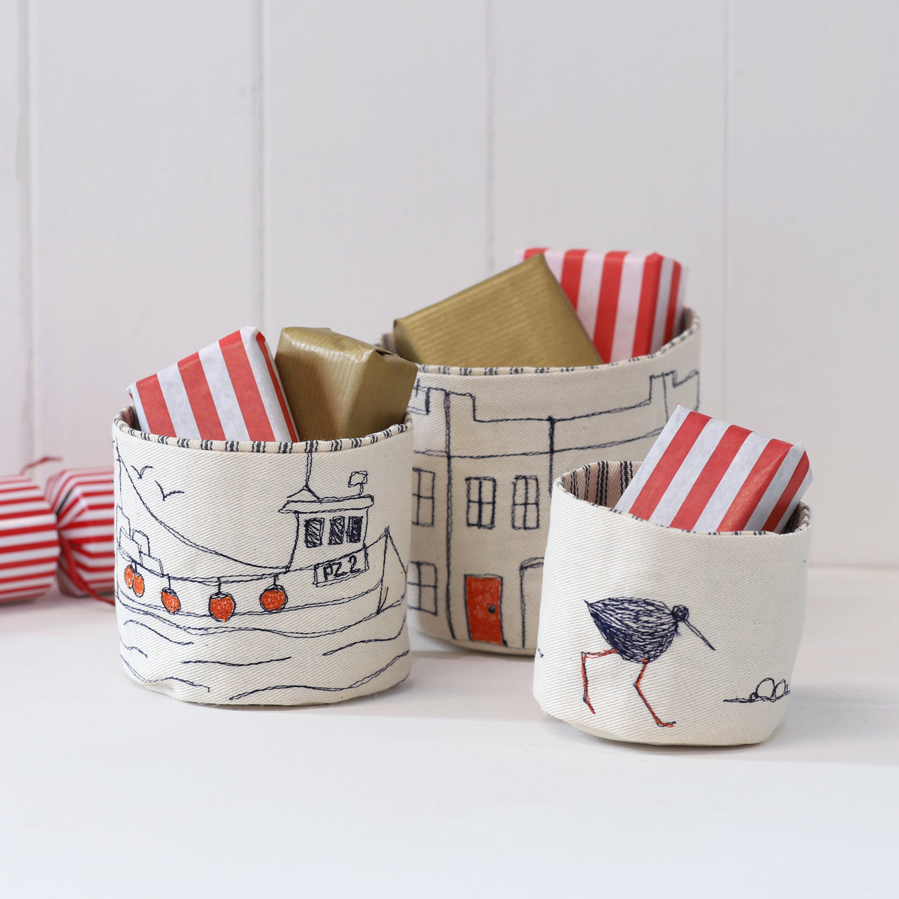 trio of seaside mini pots - freehand embroidery project