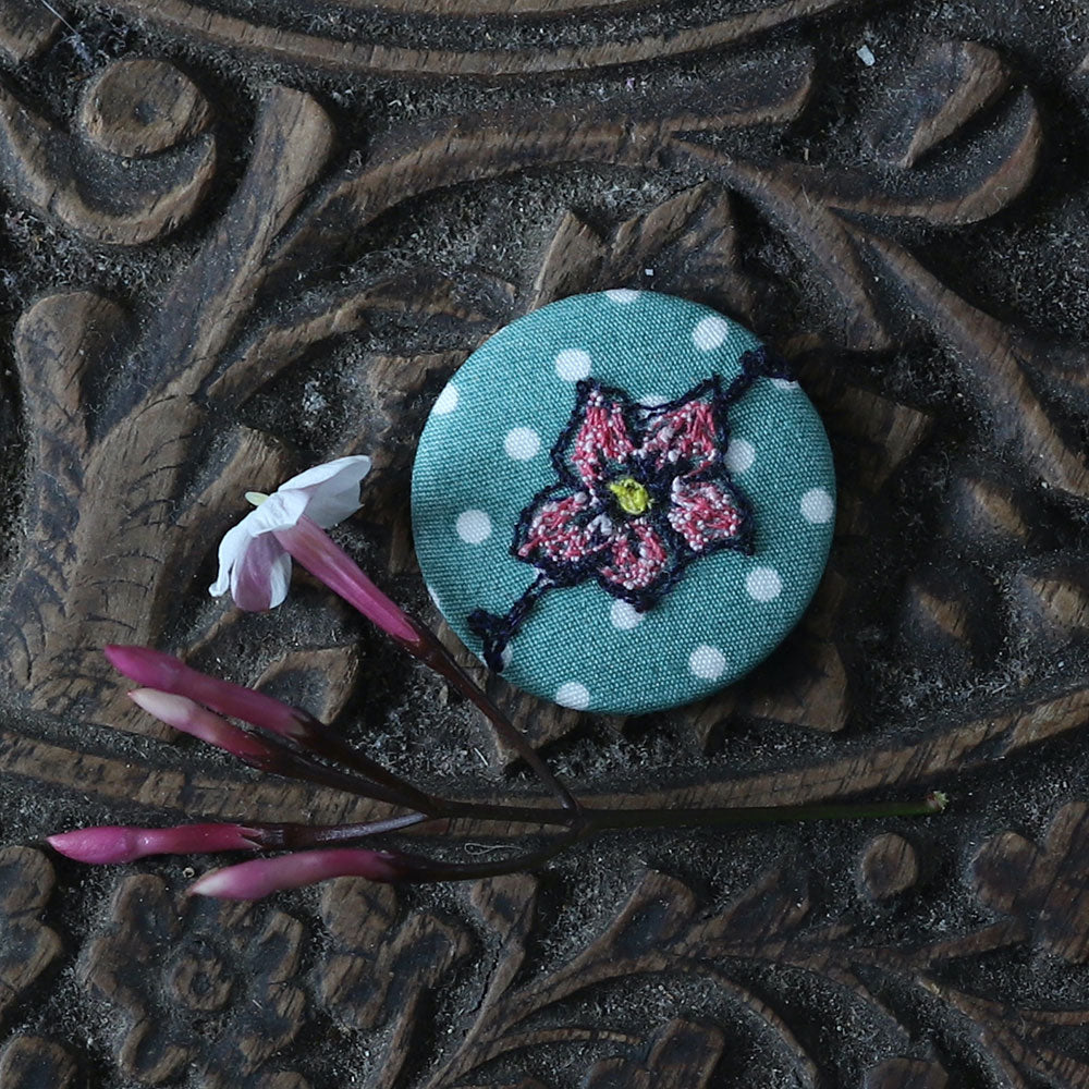 wild rose pretty badge