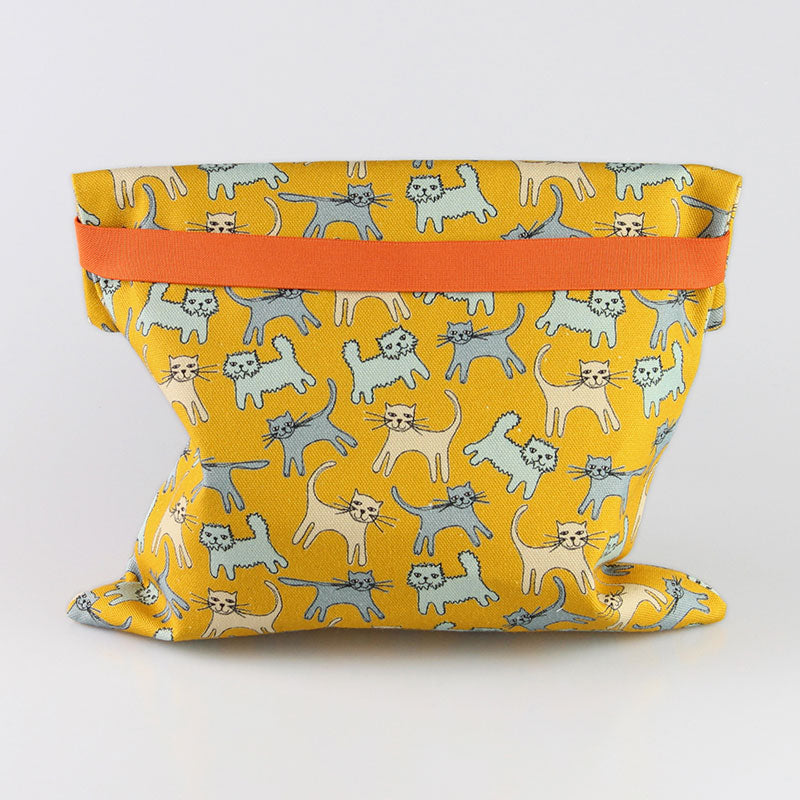 back elastic cat lunchbag for men