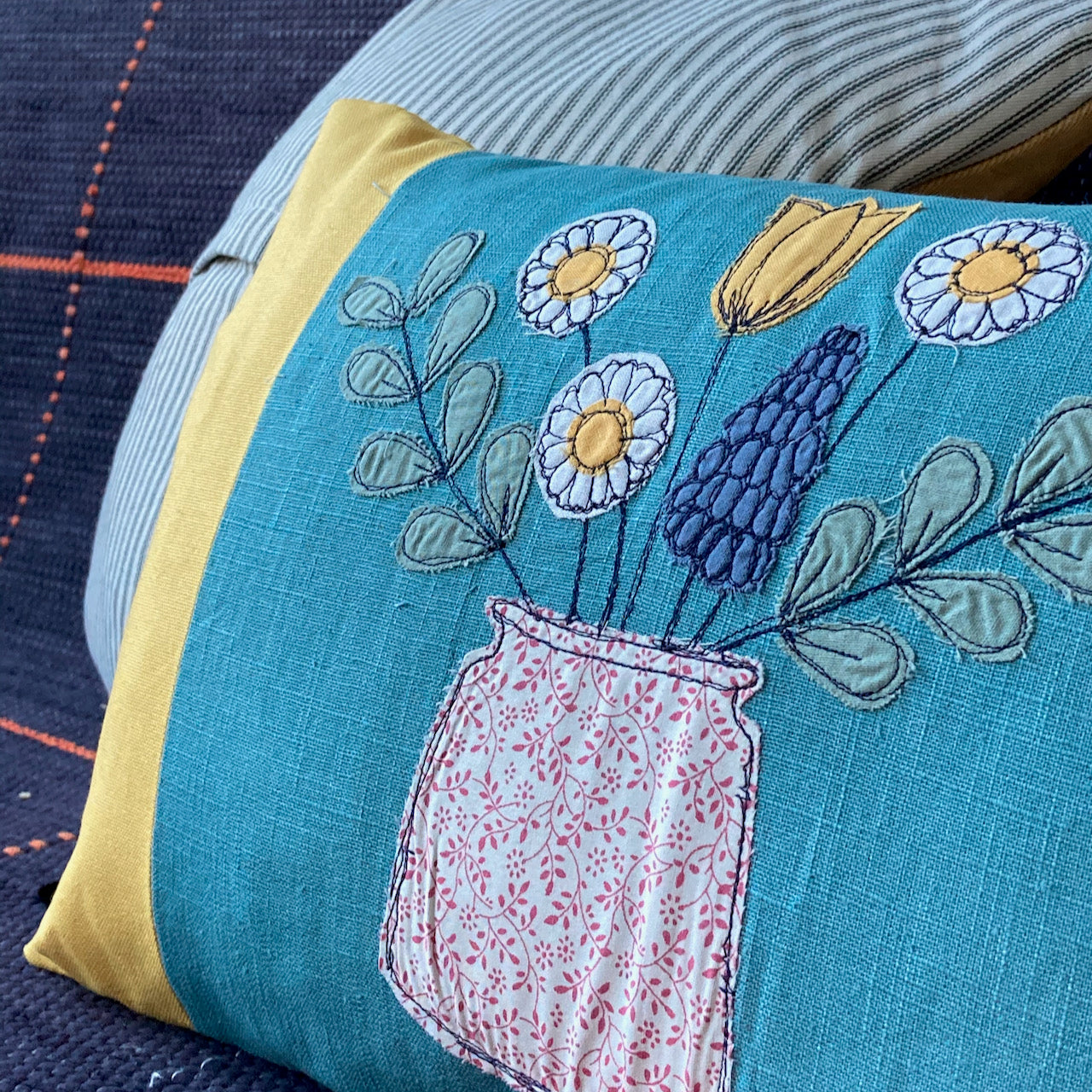 favourite flowers panelled cushion cover - freehand embroidery project